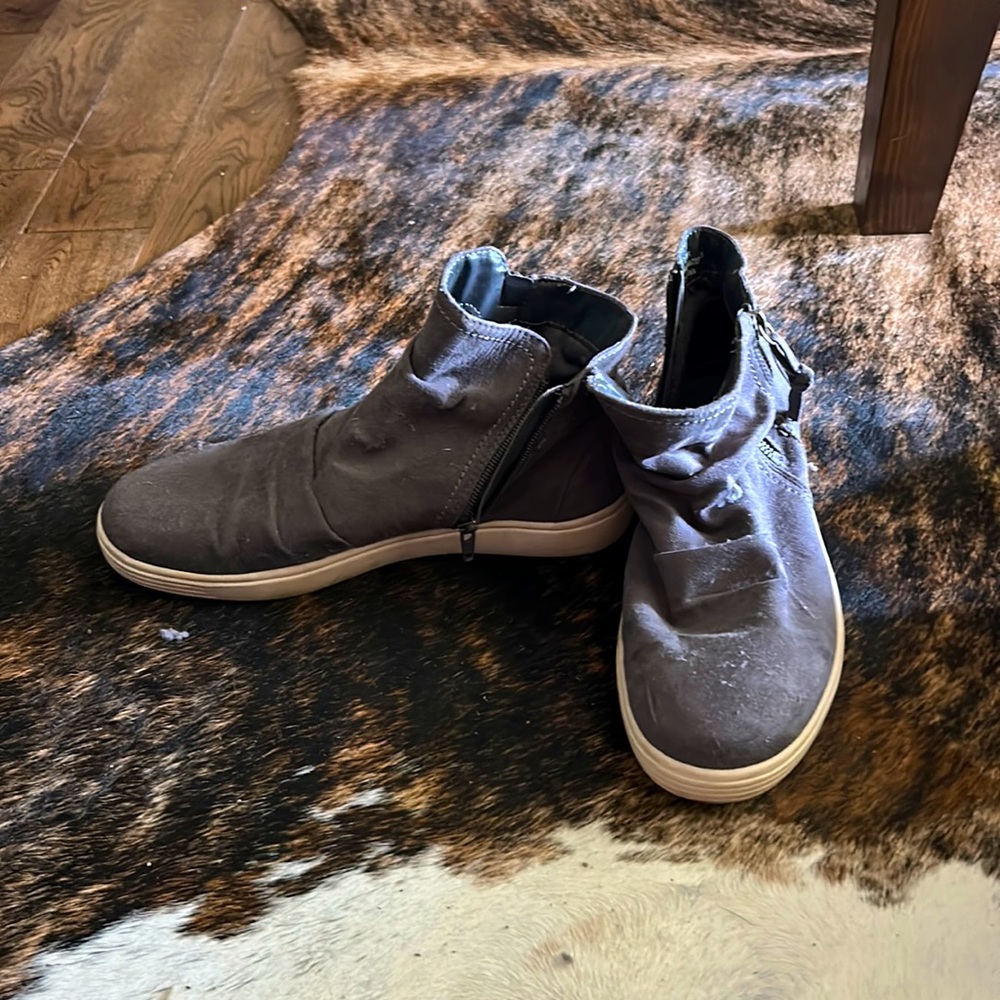 high top shoes